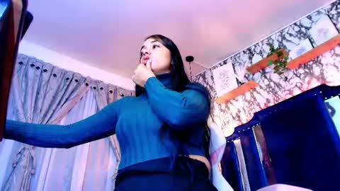 QueenNyx online show from June 25, 2:22 am