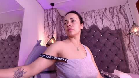 QueenNyx online show from May 26, 2:11 am