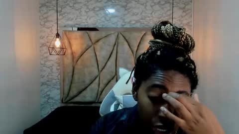   online show from February 12, 12:01 pm