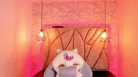   online show from March 9, 11:56 pm