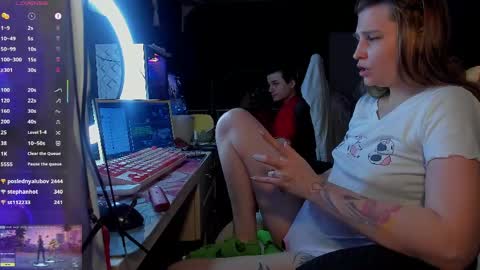 Kim online show from June 6, 7:31 pm
