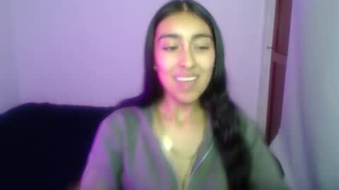 queenbyte_18 online show from January 14, 2:38 am