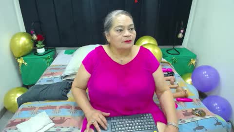 VickyBoobss online show from March 19, 7:40 pm