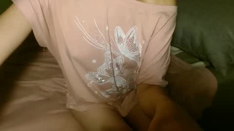 queenoftenderness online show from September 25, 8:06 pm