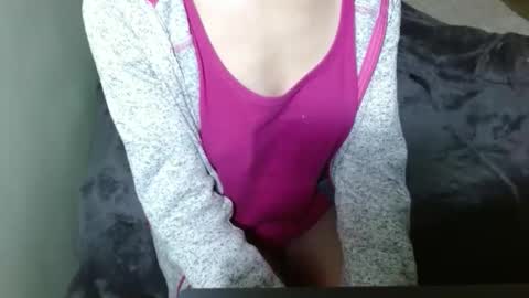 queenoftenderness online show from January 13, 8:46 pm