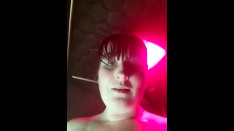 queenpeach13 online show from March 11, 6:21 pm