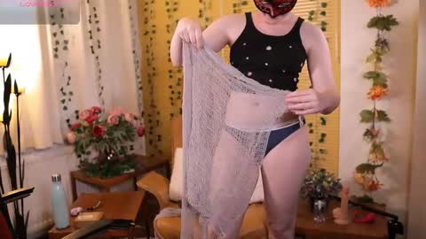 QuinnMonroe online show from November 5, 3:17 pm