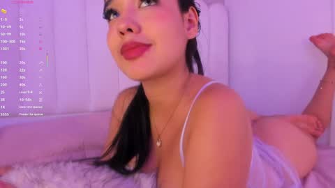 Mariana online show from April 27, 7:44 pm