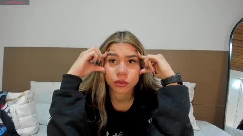 Rachell online show from May 5, 4:04 am