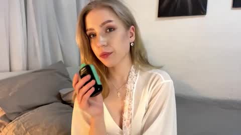 Alice online show from January 11, 8:58 pm