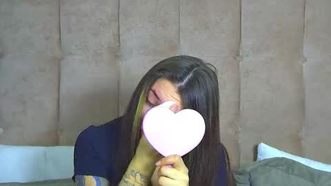 RachellSimpson online show from March 14, 7:15 pm