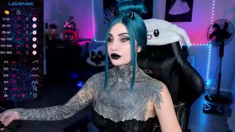 Snapshot of rachelqueen_ chatting on September 26, 11:19 am Miko Pleasee help me get 100 likes online show from September 26, 11:19 am