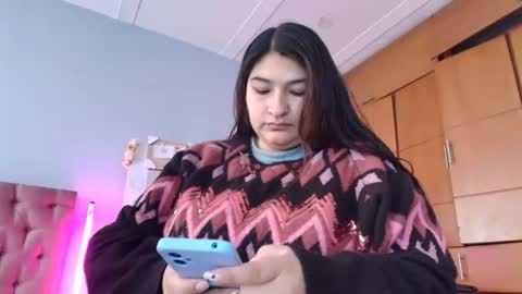 radiantgoddes online show from January 3, 1:03 pm