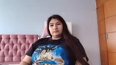 radiantgoddes online show from December 23, 1:13 pm