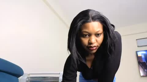 messy candie online show from August 2, 1:47 pm