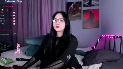 Janna  online show from June 15, 9:09 am