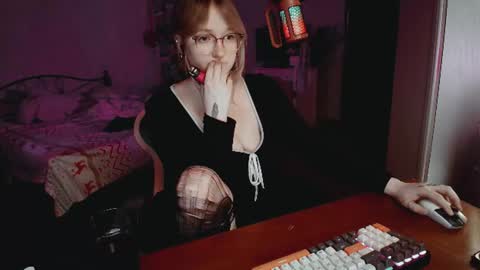 Kate online show from July 28, 7:39 pm
