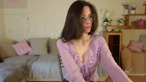 rainybella online show from June 26, 7:09 am