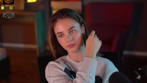 Raisa online show from November 9, 6:59 pm