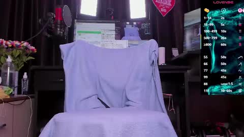 Laura online show from June 15, 2:34 am