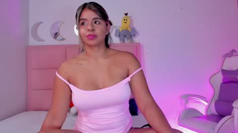  Nina  online show from July 23, 12:12 am