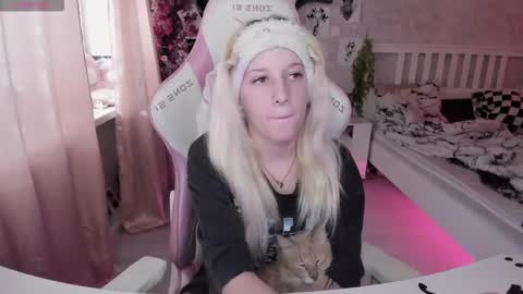 Rapunzel online show from October 19, 1:35 pm