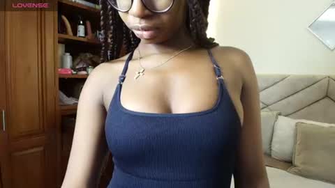 Raquel online show from June 21, 11:47 am