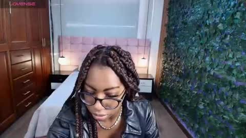 Raquel online show from July 1, 2:38 pm