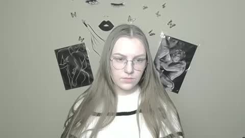 Snapshot of raspberry0101 chatting on January 31, 1:02 pm raspberry0101 online show from January 31, 1:02 pm