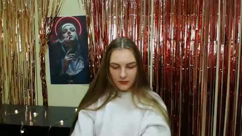 Snapshot of raspberry0101 chatting on December 10, 3:33 pm raspberry0101 online show from December 10, 3:33 pm
