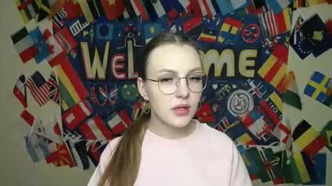 raspberry0101 online show from December 15, 2:00 pm