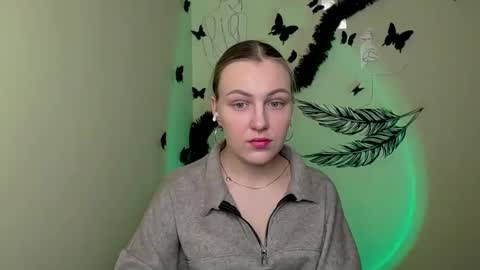 Snapshot of raspberry0101 chatting on January 26, 1:25 pm raspberry0101 online show from January 26, 1:25 pm
