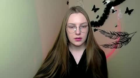 Snapshot of raspberry0101 chatting on February 23, 2:18 pm raspberry0101 online show from February 23, 2:18 pm