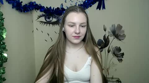 Snapshot of raspberry0101 chatting on February 3, 1:40 pm raspberry0101 online show from February 3, 1:40 pm