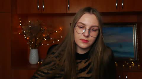 Snapshot of raspberry0101 chatting on December 13, 3:00 pm raspberry0101 online show from December 13, 3:00 pm