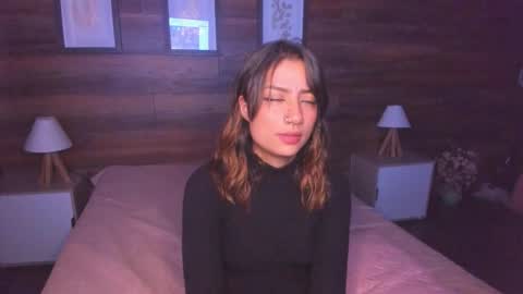 Victoria online show from November 25, 10:43 pm