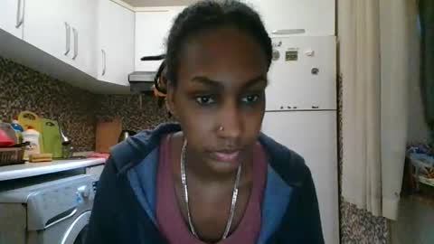 ravenbby online show from April 30, 2:39 am