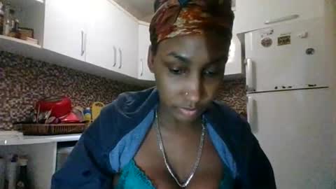 ravenbby online show from April 27, 5:21 pm