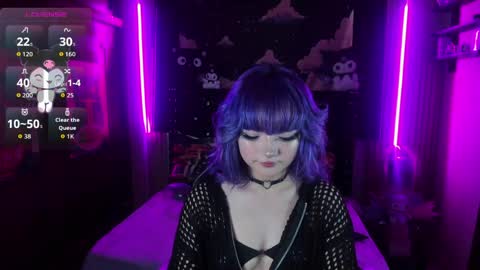 ravencollen online show from April 29, 7:52 pm