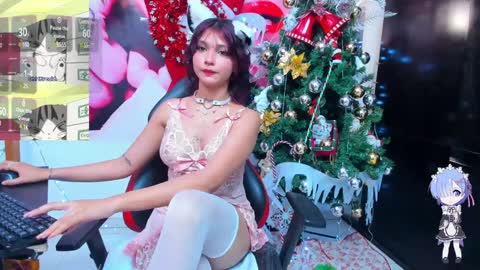 Snapshot of ravenn_20 chatting on December 31, 11:31 am RavenN online show from December 31, 11:31 am