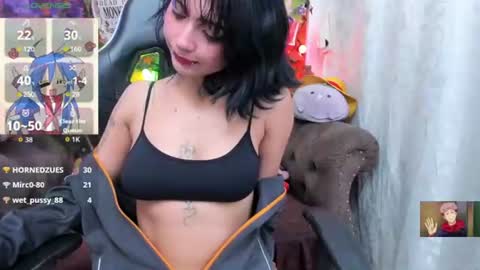 RavenN  online show from June 12, 11:51 am