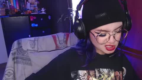 Snapshot of raventh_ chatting on October 14, 2:41 pm raventh_ online show from October 14, 2:41 pm