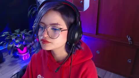 raventh_ online show from February 7, 1:31 am