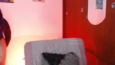 raventh_ online show from July 2, 5:57 am