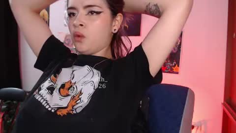 raventh_ online show from July 26, 4:20 am