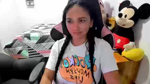 Danna online show from March 13, 3:46 pm