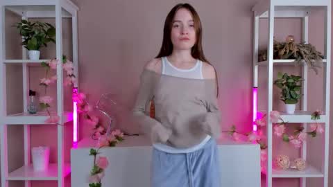 Sandy online show from October 8, 4:17 am