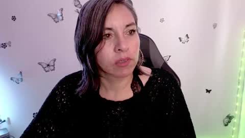 Rebbeca online show from May 4, 2:10 pm