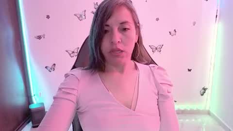 Rebbeca online show from February 25, 2:04 pm