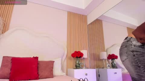 rebeca_taylor_ online show from April 30, 3:12 am